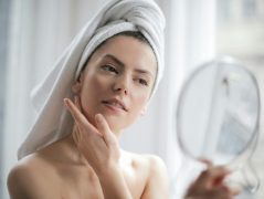 The Ultimate Guide to Mature Skin Care: Tips and Techniques