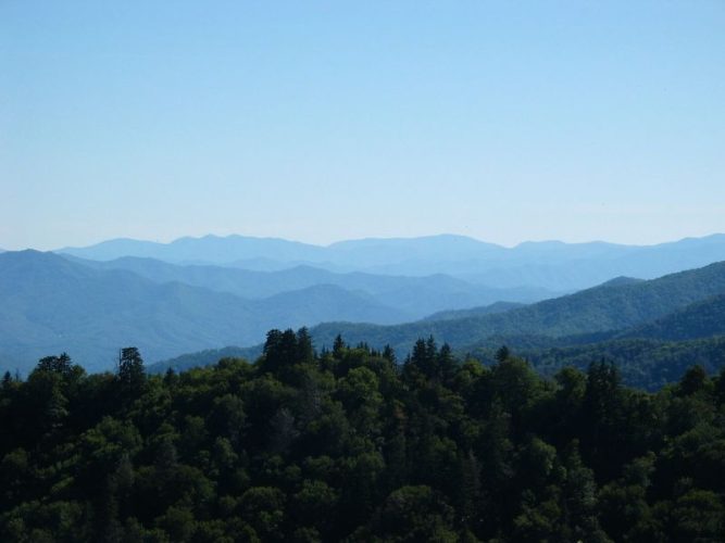 Family Adventures in Nature: Planning the Perfect  Smoky Mountains Getaway