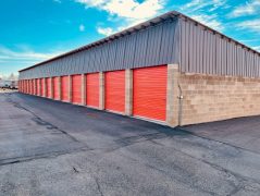 Key Benefits of Using Self-Storage When Downsizing Your Home