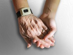 Signs It’s Time to Consider Assisted Living for Your Aging Parents