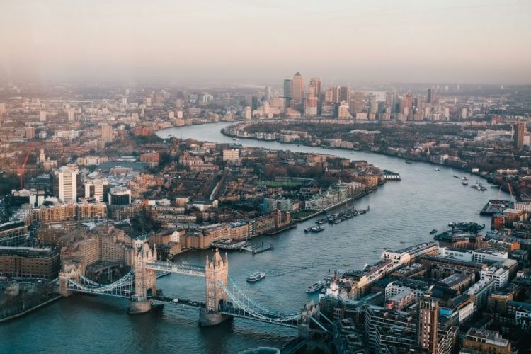 The Ultimate Business Traveler’s Guide to London: Where to Work, Play, and Stay