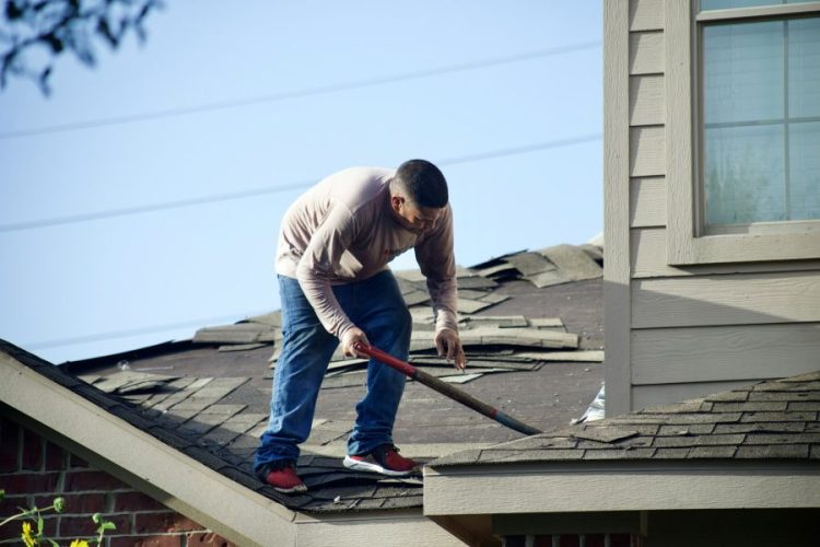 Why You Should Hire a Professional to Install Your Roof